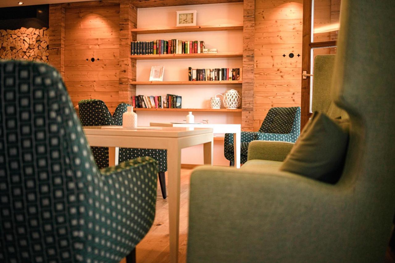 Seehotel Wassermann Зеон-Зебрукк Экстерьер фото