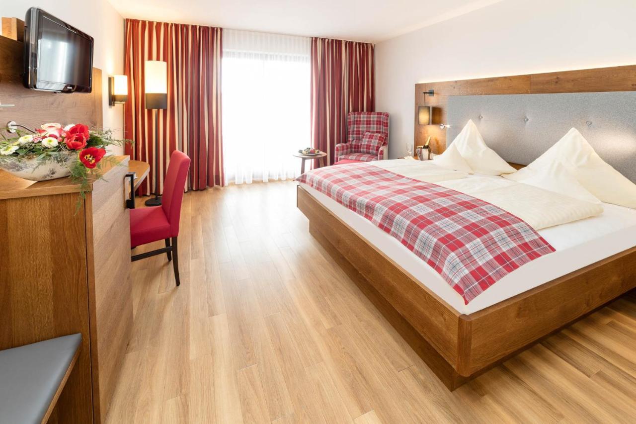 Seehotel Wassermann Зеон-Зебрукк Экстерьер фото